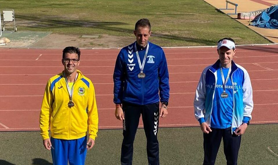 El casareño Luis Carlos López, tercero en el Campeonato de Andalucía de atletismo