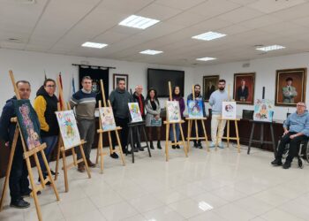 La manilveña María José Gil, ganadora del certamen del cartel anunciador del Carnaval de Manilva 2023