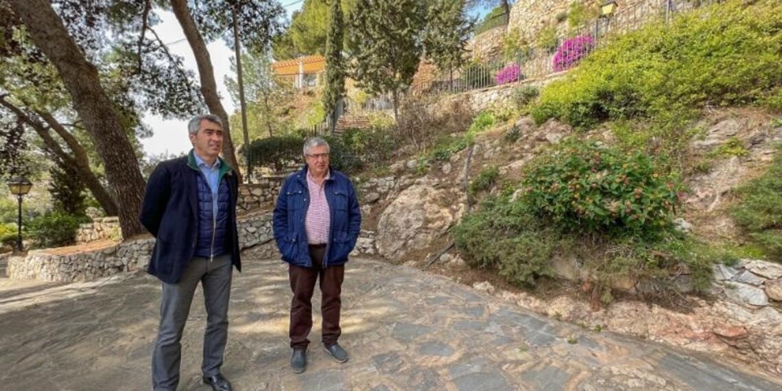 Benalmádena afronta la restauración y mejora de los Jardínes del Muro
