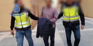 Detenido un profesor por abusar sexualmente de dos alumnos en Estepona