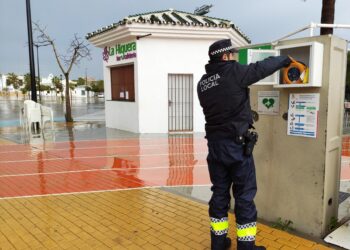 Estepona supera la veintena de espacios cardioprotegidos en la ciudad