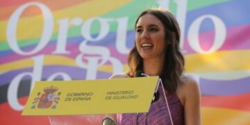 Montero confía en un acuerdo sobre el sí es sí, pero descarta dimitir si no se produce: «Mi obligación es estar ahí»