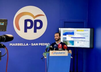 El PP marbellí  exige el cese del subdelegado del Gobierno en Málaga por su “deslealtad institucional”