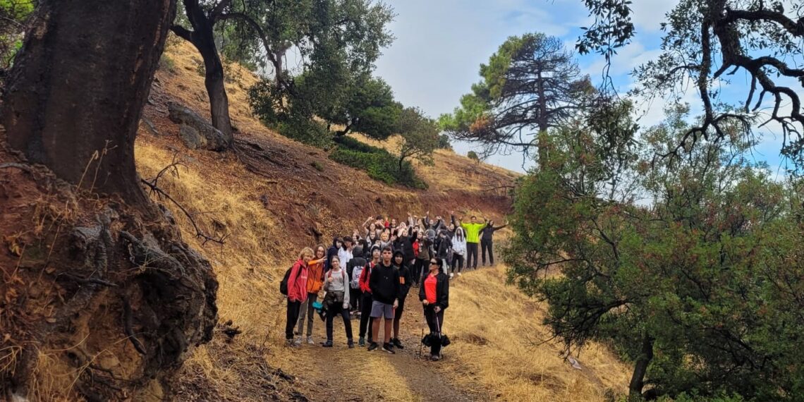 Más de medio millar de alumnos han participado durante este curso en las Rutas de Senderismo Escolar de Estepona