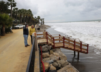 Ayuntamiento de Marbella cuantifica en medio millón de euros los daños en playas por el temporal