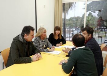 Comienzan los trabajos para acometer los estudios de viabilidad para crear el aparcamiento de entre 800 y 1.000 plazas en el Albergue África