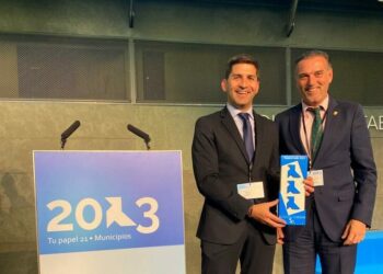 Juan Luís Villalón recoge el máximo galardón en la recogida y reciclaje de papel