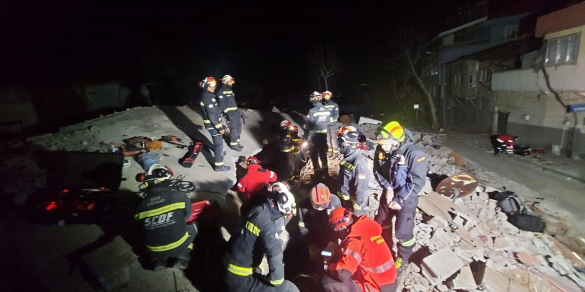Un bombero de Benalmádena se desplaza hasta Turquía para participar en las labores de rescate tras el terremoto