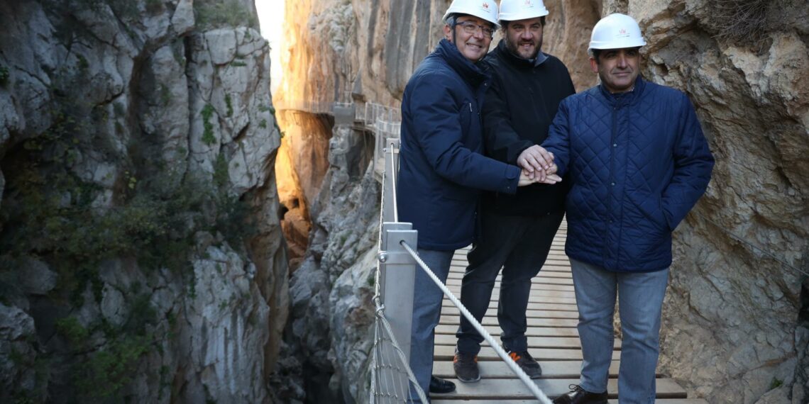 El Caminito del Rey recupera este viernes su recorrido habitual tras repararse los daños por desprendimientos