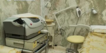 Tres detenidos por realizar tratamientos estéticos en una clínica de Marbella sin tener cualificación