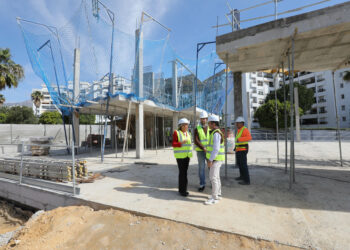 Las obras del Centro de Usos Múltiples de Nueva Andalucía están al 40% de su ejecución