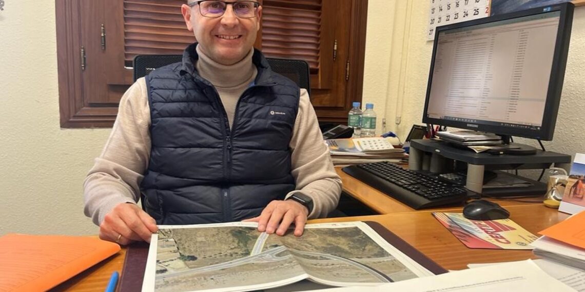 El Ayuntamiento de Mijas remodelará la carretera que une La Cala con Entrerríos