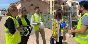 Barceló explotará el complejo hotelero de Playa Chica en Casares