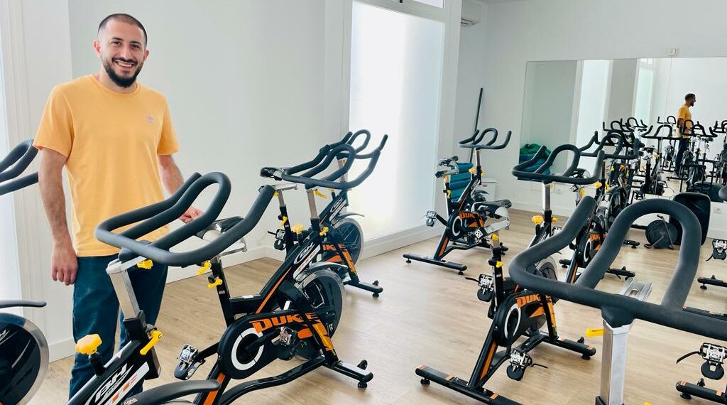 El Centro Deportivo de Casares Costa se prepara para la próxima apertura