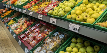 Continúa la escalada de precios en alimentos básicos: Uno de cada tres se ha encarecido en marzo