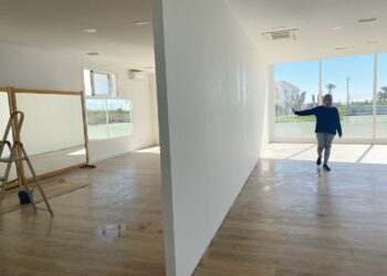 El centro deportivo de Marina De Casares amplía la oferta deportiva