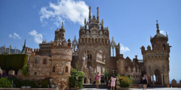 La fabulosa historia de Colomares: el lugar con más ‘selfies’ de Benalmádena