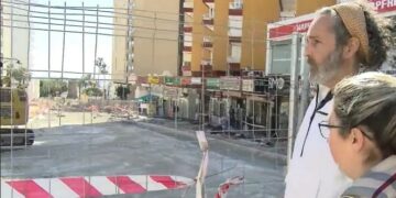 Por Mi Pueblo Benalmádena denuncia el «abandono de las obras públicas en la Plaza Olé y la Avenida Alay»