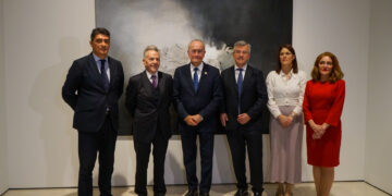 Estepona se refuerza culturalmente a través de la exposición de Luis Feito en el Museo Carmen Thyssen