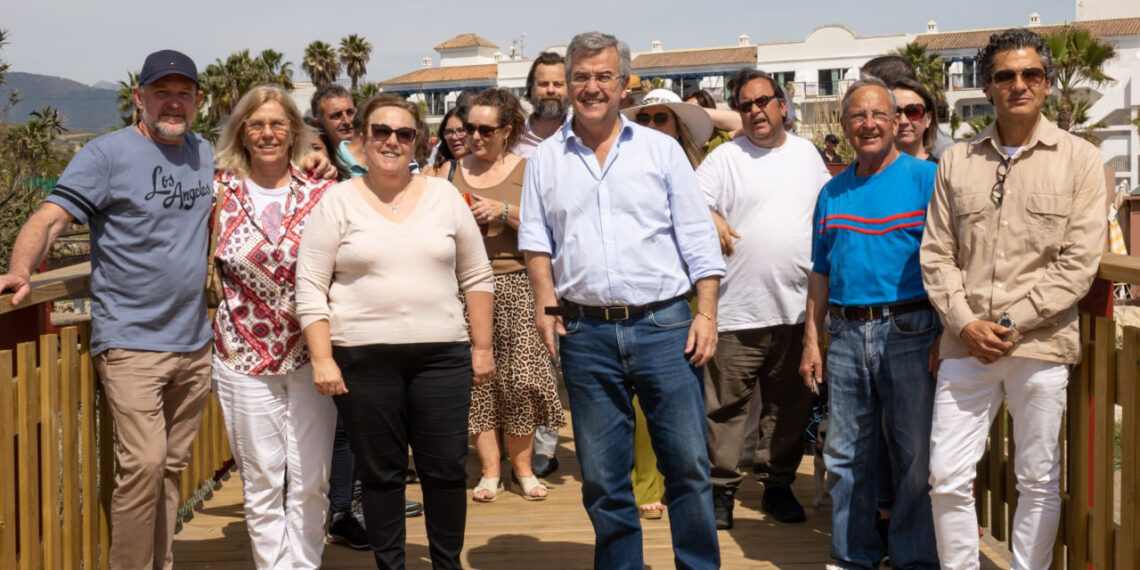 Estepona alcanza los 21 kilómetros de corredor litoral tras concluir un nuevo tramo al este de la ciudad