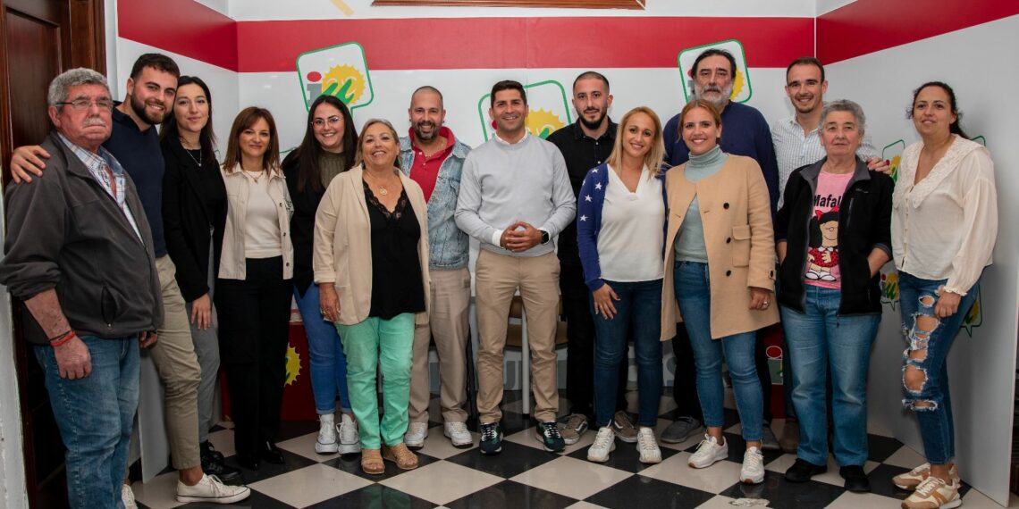 IU Casares presenta su lista electoral con Villalón al frente de un proyecto ilusionante