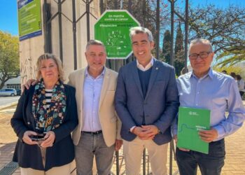 Benalmádena declara al parque de La Paloma espacio libre de humos, atendiendo a la petición de la AECC