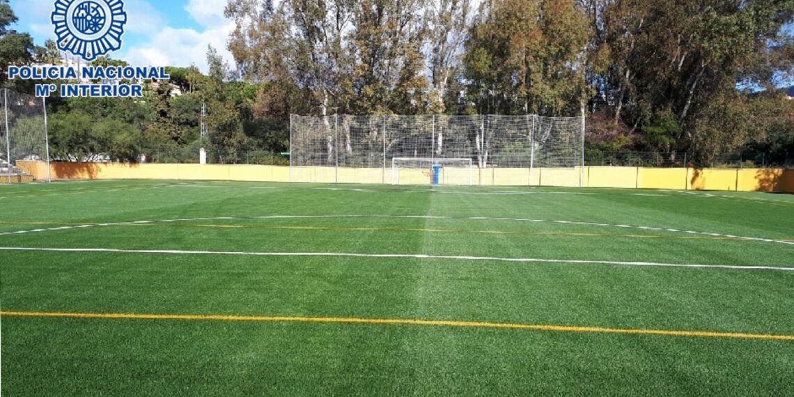 Detenido un futbolista en Marbella por la agresión a un árbitro durante un partido de Tercera Andaluza Sénior