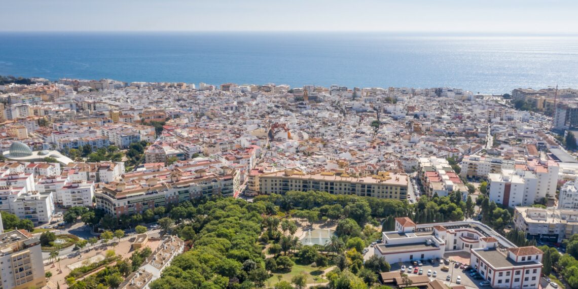 Estepona trabaja en la redacción del pliego para mejorar y reforzar el servicio de transporte público