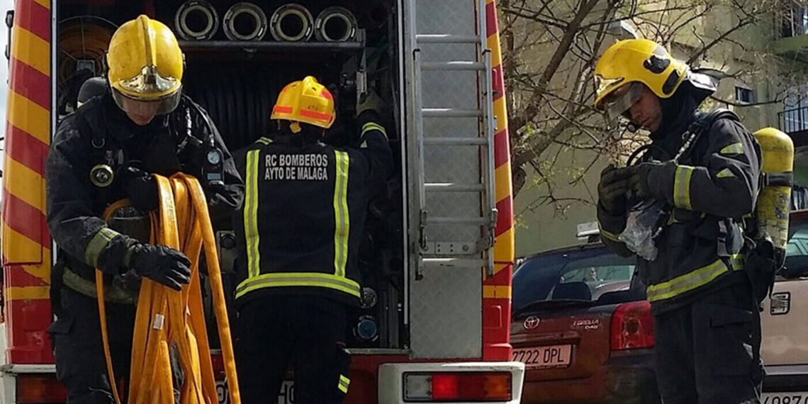 Un hombre fallece en el incendio de una vivienda en Málaga capital