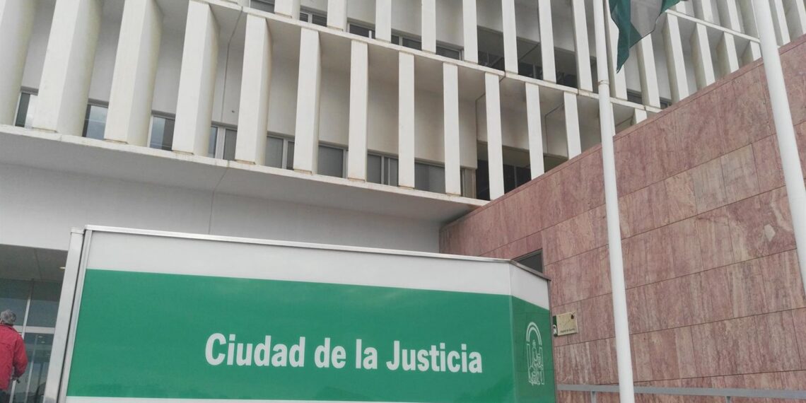 Juzgan a 18 personas de una red dedicada a tráfico de drogas en Europa