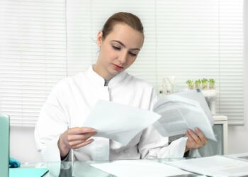 La producción científica de las universidades andaluzas crece un 36% en el último lustro