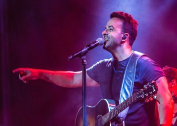 Luis Fonsi regresa un año más a Starlite con un concierto el 14 de agosto