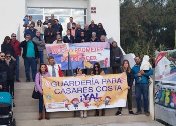 El PSOE revindica el derecho de los vecinos de Casares Costa una guardería pública