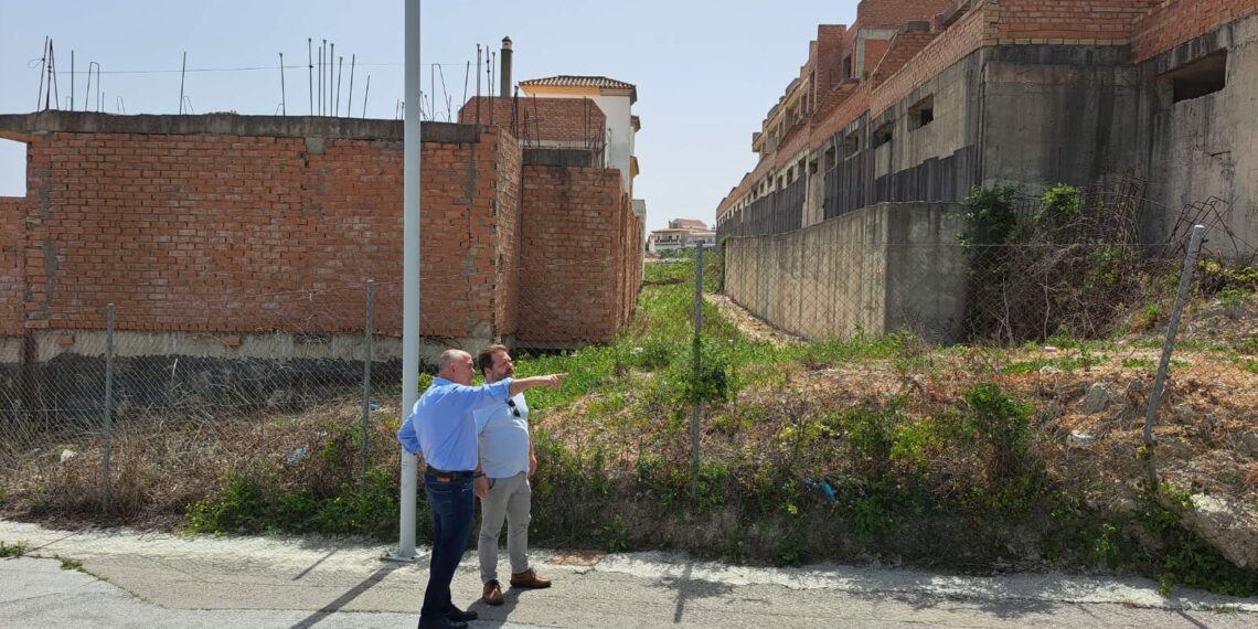 En Manilva impulsan la rahabilitación de Doña Pilar y el Camino de Estepona
