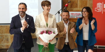 Ángeles Férriz asegura que Emma Molina será alcaldesa «porque Estepona merece un cambio»