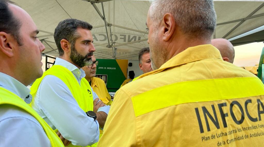 La Junta eleva el nivel de riesgo de incendios y pone en alerta a 2.500 efectivos y 120 vehículos