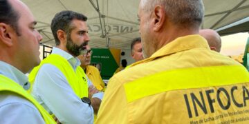 La Junta eleva el nivel de riesgo de incendios y pone en alerta a 2.500 efectivos y 120 vehículos