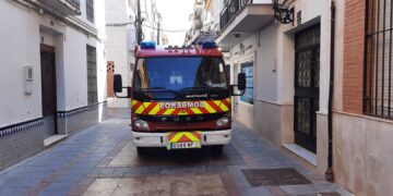 Los Bomberos de Fuengirola incorporan un camión ligero para actuaciones en espacios de dimensiones reducidas