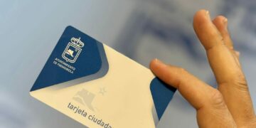 La versión Android de la Tarjeta Ciudadana de Fuengirola registra más de 4.400 descargas y más de 400 fuengiroleños ya tienen la versión física