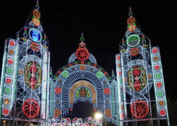 Estepona celebra la elección de Reinas y Damas de la Feria y Fiestas Mayores