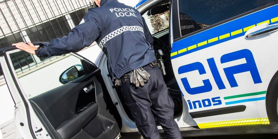 Dos detenidos tras allanar una vivienda, cambiar la cerradura e intentar instalar una alarma