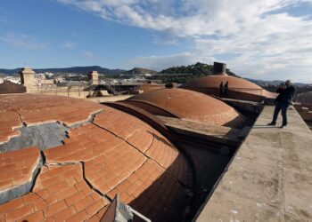 El Ayuntamiento de Málaga aprueba destinar 4,5 millones de euros a la obra del tejado de la Catedral