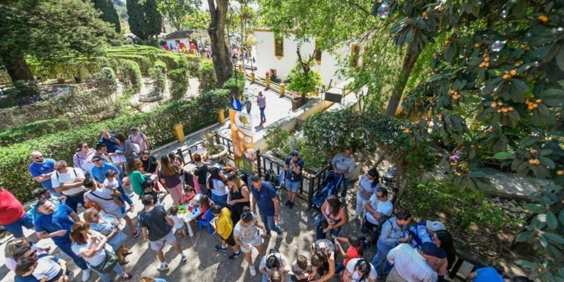 Torremolinos se suma al Día Mundial de Concienciación sobre el Autismo con una jornada lúdica