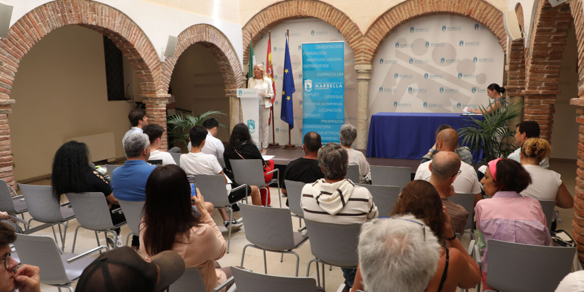 Entregados los diplomas de los cursos de formación que han beneficiado a 70 personas