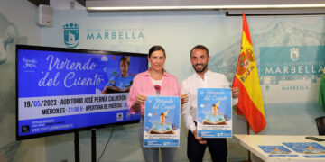 El Auditorio José Pernía Calderón albergará el espectáculo ‘Viviendo del cuento’, del cómico malagueño Tomás García