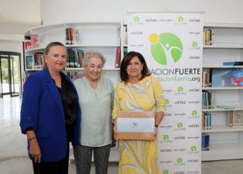 En Marbella la Biblioteca Central Fernando Alcalá amplía su colección sobre la historia del turismo de la ciudad