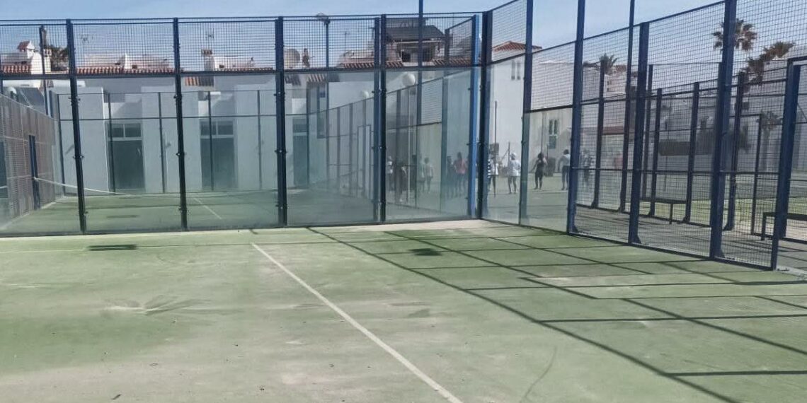 Localizado el culpable de los actos vandálicos en una urbanización de Casares Costa