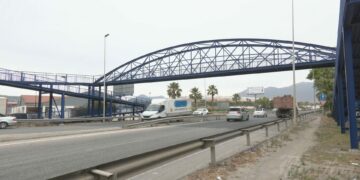 Mejoras en las pasarelas junto al Lidl de Sabinillas