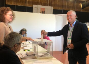 Victoria épica de Mario Jiménez que le permitirá gobernar en Manilva con un nuevo pacto