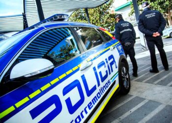 La Policía Local de Torremolinos detiene a un hombre por romper retrovisores de vehículos